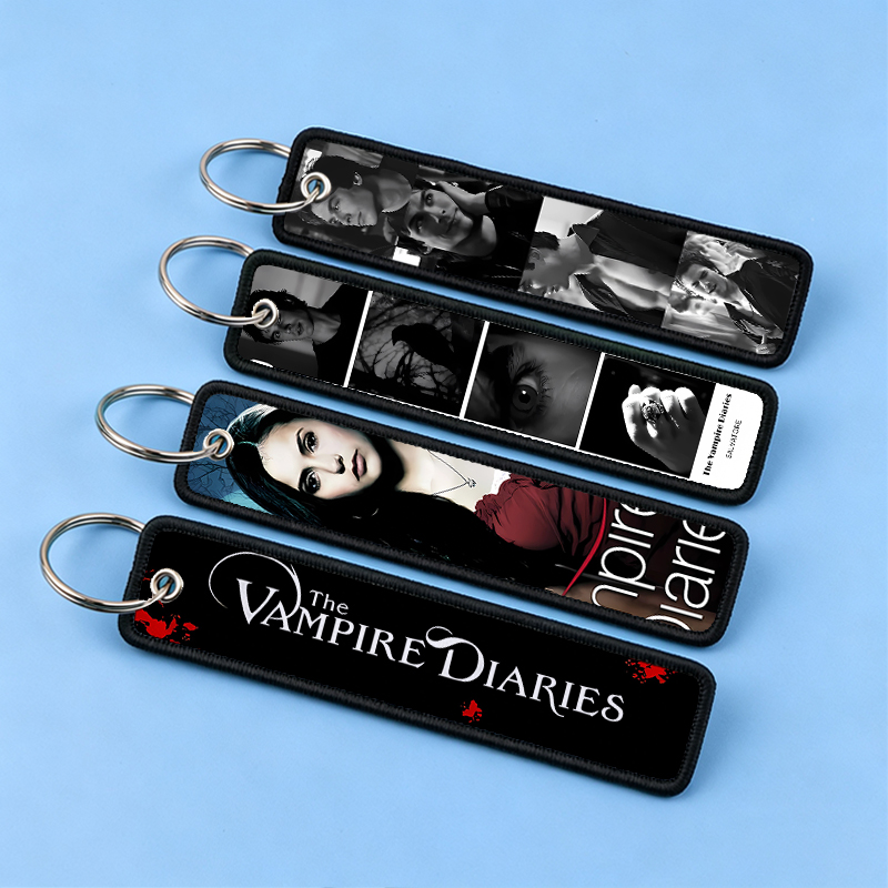 Women'S Vampire Accessories - The Vampire Diaries Keychain Cartoon Key