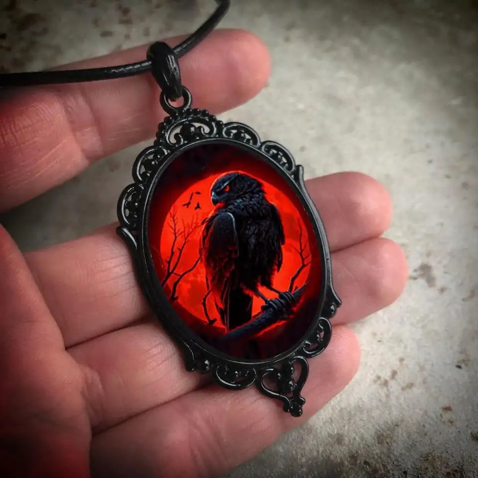 Gothic Vampire Owl Cameo Neckl - Women'S Vampire Accessories recension och pris