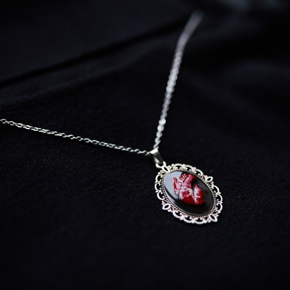 Terror Bloody Dissecting The H - Women'S Vampire Accessories recension och pris