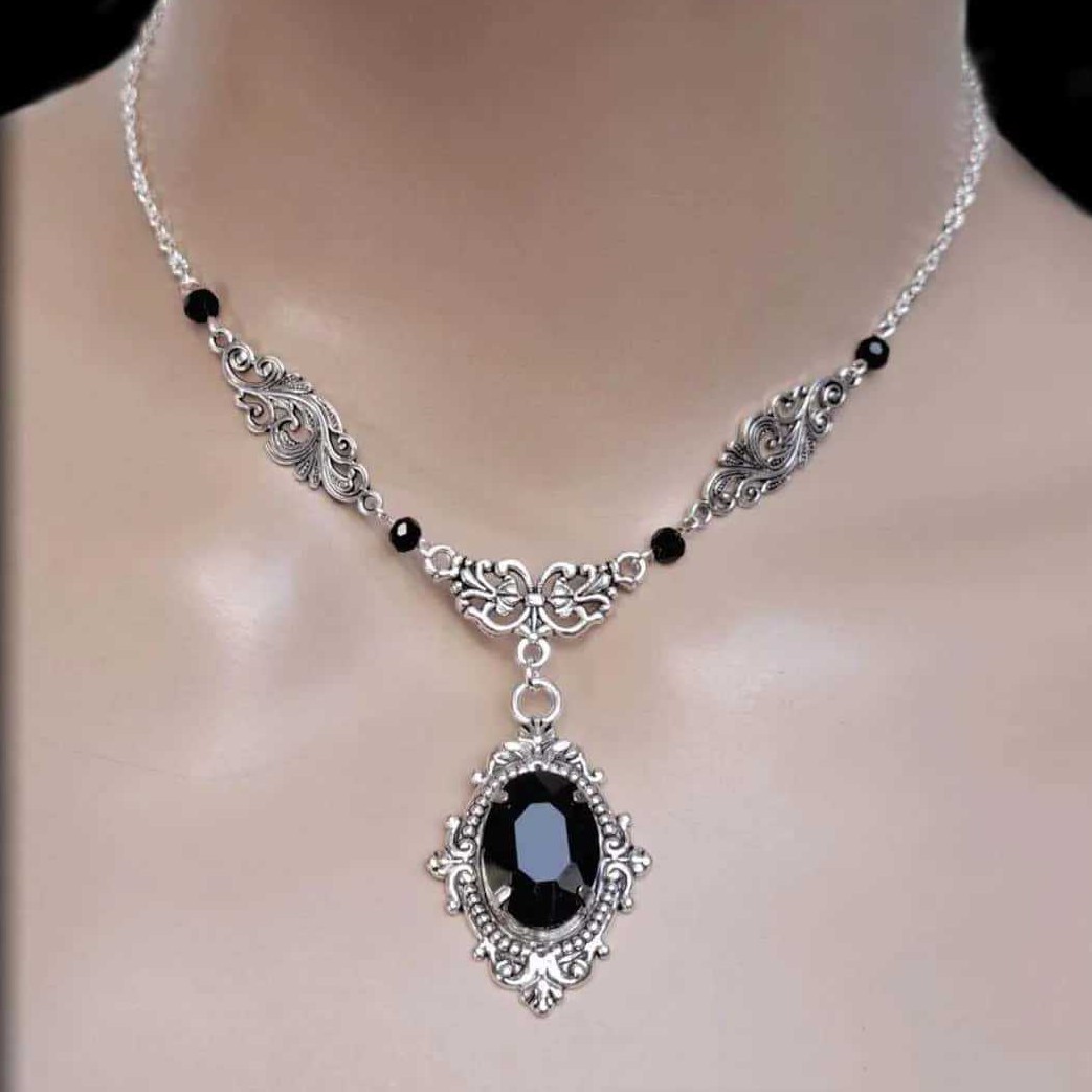 Purple Magic Water Drop Neckla - Women'S Vampire Accessories recension och pris