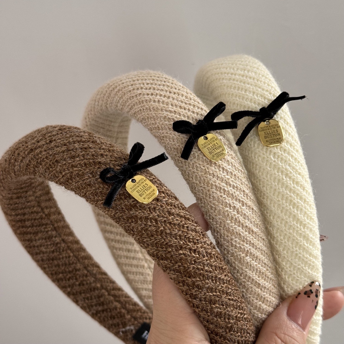 Brand New Gentle brown fabric  - Accessories Brand For Women recension och pris