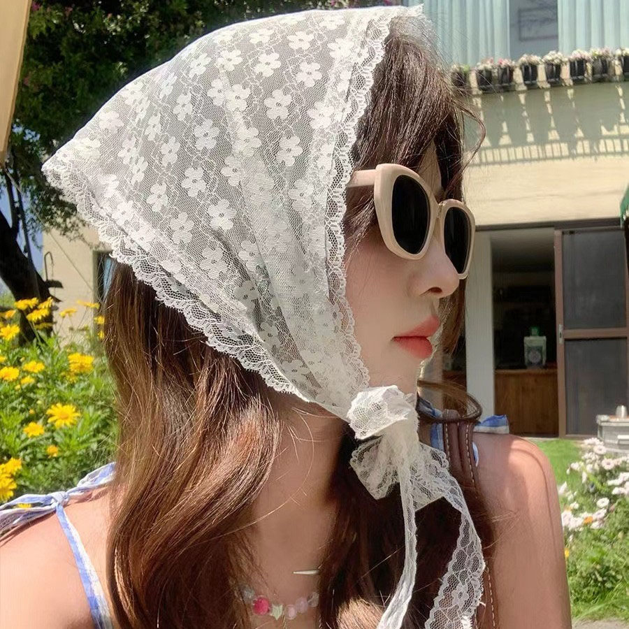 1PC Triangle Lace Scarf White  - Women Accessories Photos recension och pris